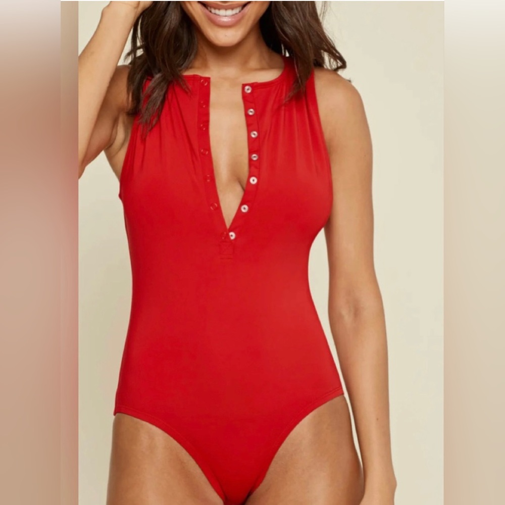 Andie The Malibu One Piece swimsuit bathing suit large red snap up top.